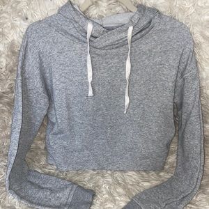 Cropped hoodie